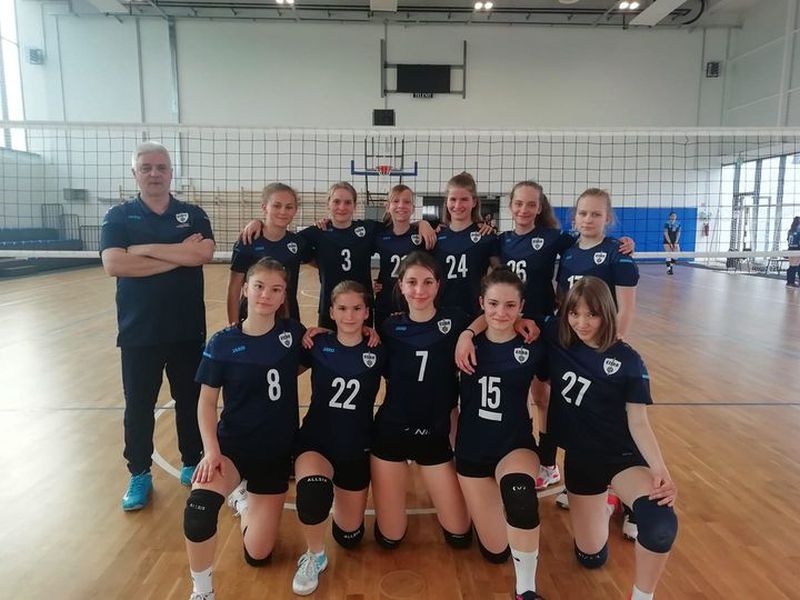 Röplabda - Az ÉDRA-MÁV Előre SC 15 éves srácai, lányai a fináléban!